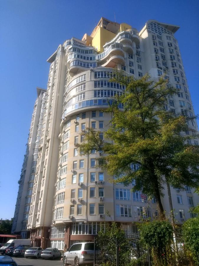 Французький Бульвар 22, Клиника Филатова, Университет Odesa Exterior photo
